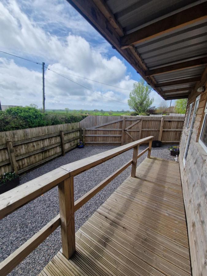 Featheredge Corner Lodge ウェルズ エクステリア 写真