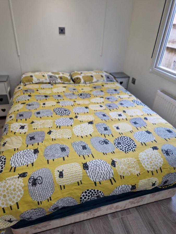 Featheredge Corner Lodge ウェルズ エクステリア 写真