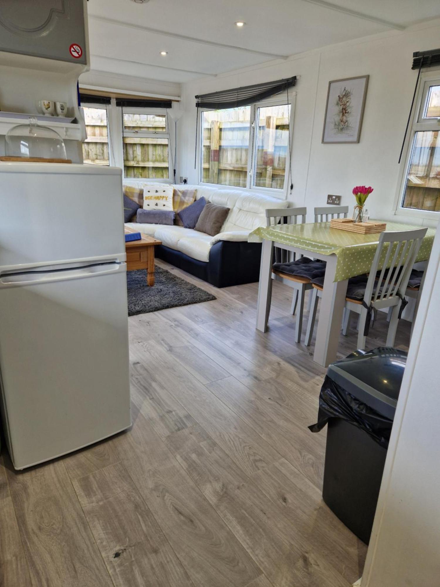 Featheredge Corner Lodge ウェルズ エクステリア 写真